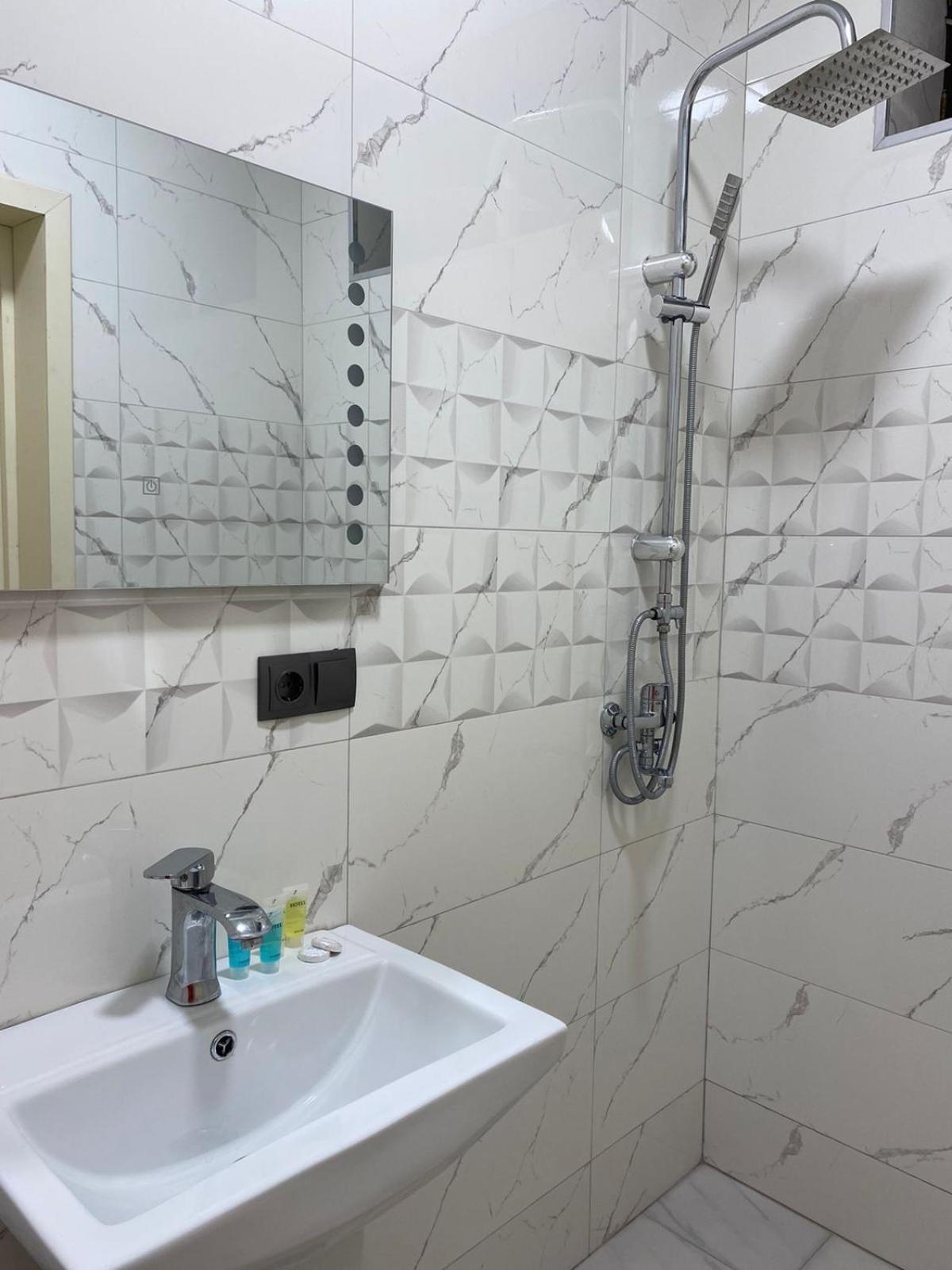 Boutique Hotel Raqwine Tiflis Dış mekan fotoğraf