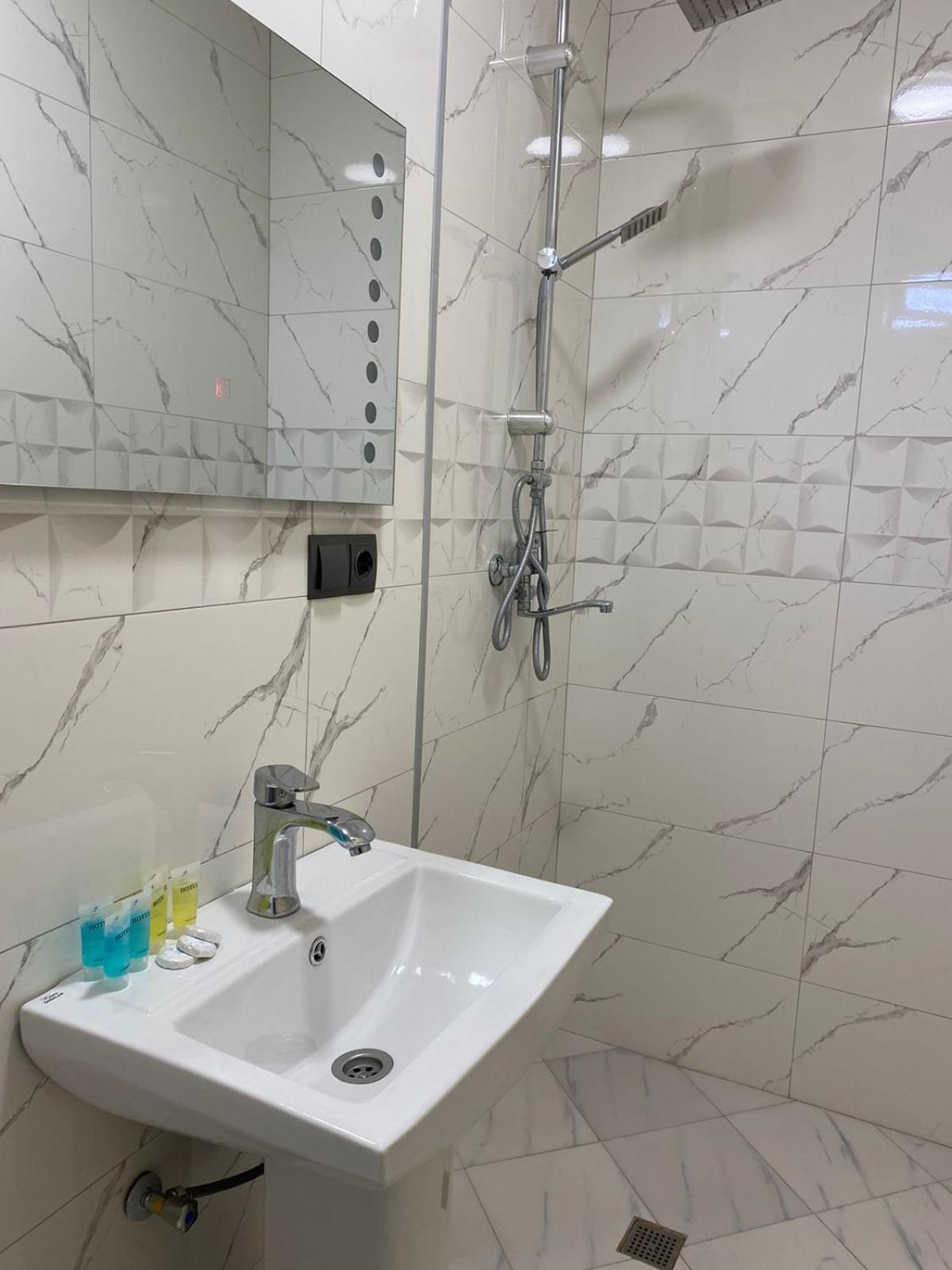 Boutique Hotel Raqwine Tiflis Dış mekan fotoğraf